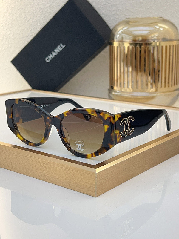 CHNL Sunglasses AAAA-4261