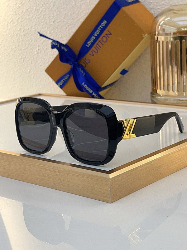 LV Sunglasses AAAA-4756