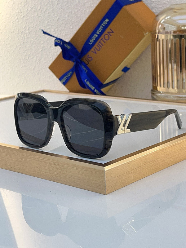 LV Sunglasses AAAA-4754