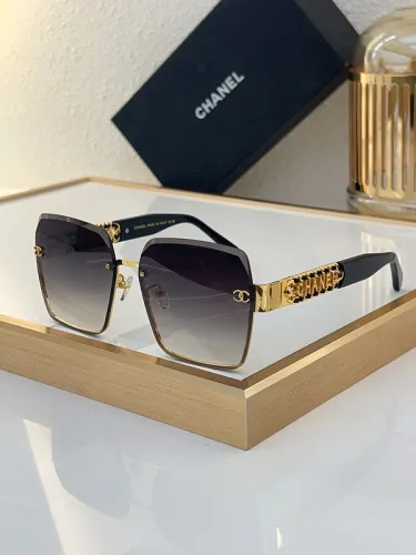CHNL Sunglasses AAAA-4269