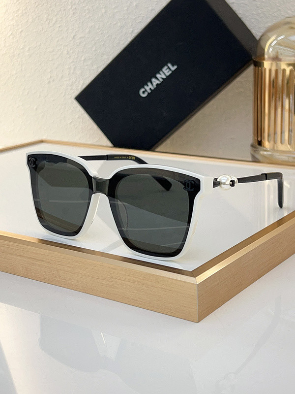 CHNL Sunglasses AAAA-4195