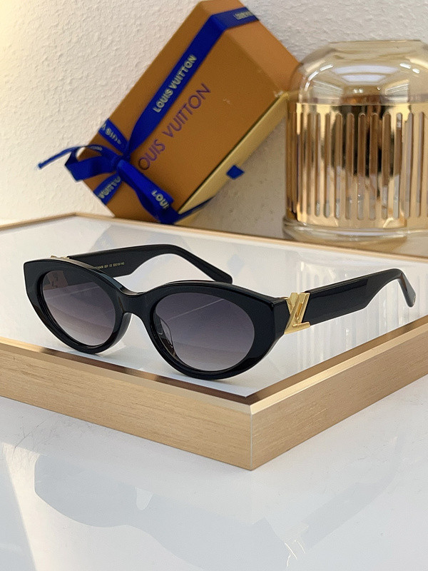 LV Sunglasses AAAA-4726
