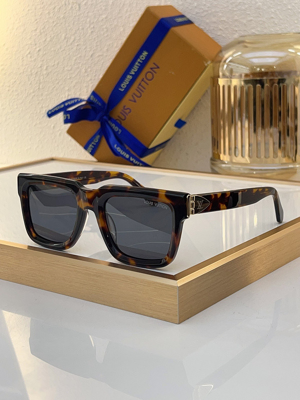 LV Sunglasses AAAA-4826