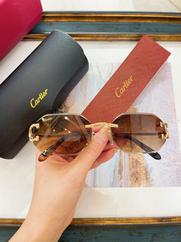 Cartier Sunglasses AAAA-5912