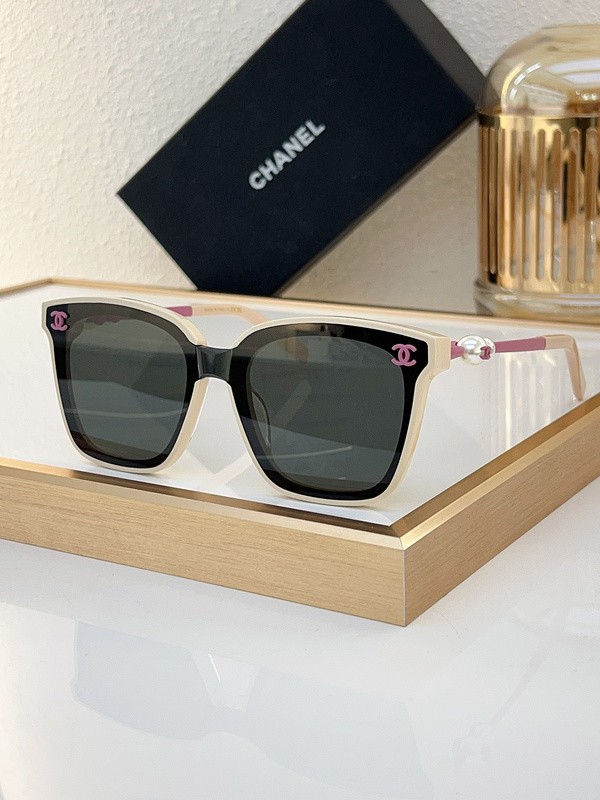 CHNL Sunglasses AAAA-4197
