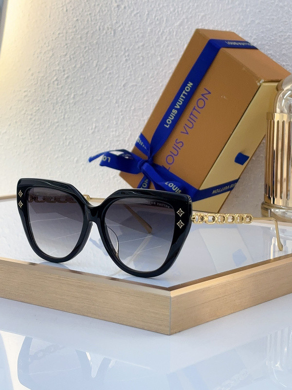 LV Sunglasses AAAA-4727