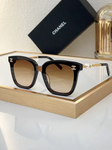 CHNL Sunglasses AAAA-4196