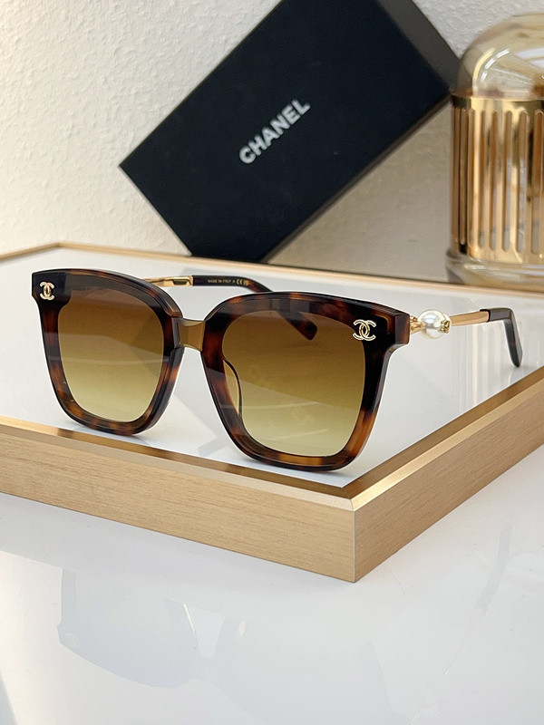 CHNL Sunglasses AAAA-4198