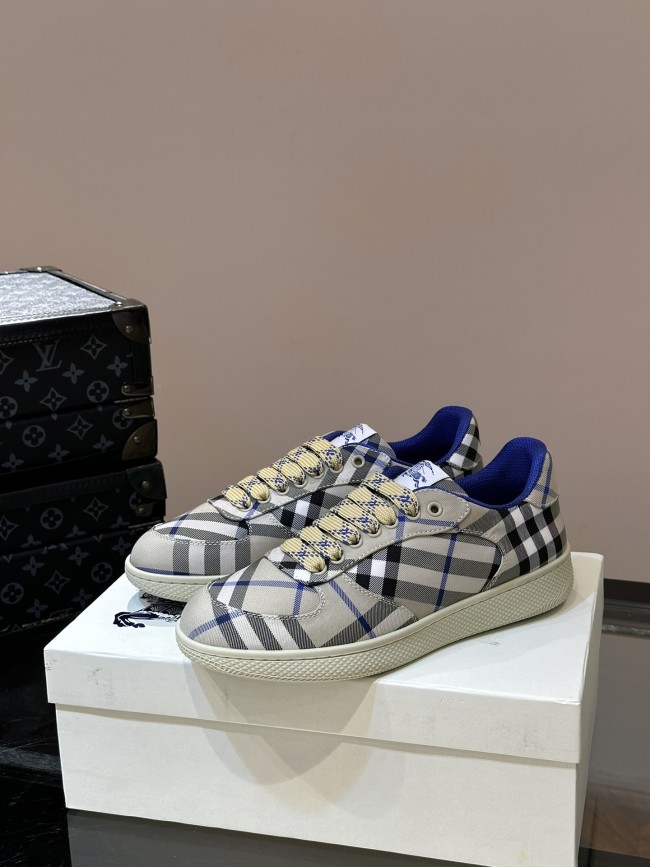 Burberry men shoes 1：1 quality-423