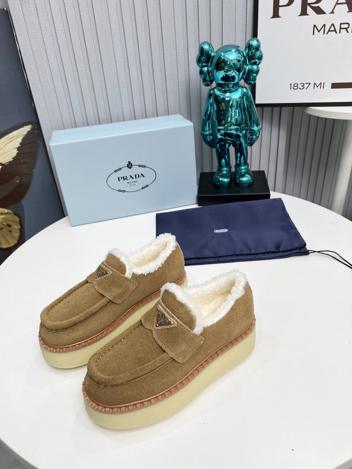 Prada women shoes 1：1 quality-589