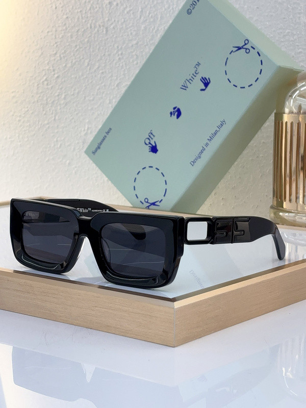 Off white Sunglasses AAAA-786