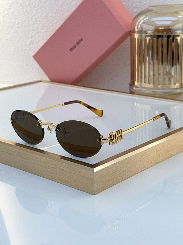 Miu Miu Sunglasses AAAA-1124