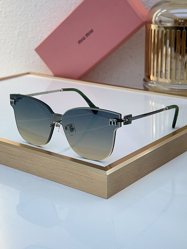 Miu Miu Sunglasses AAAA-1138