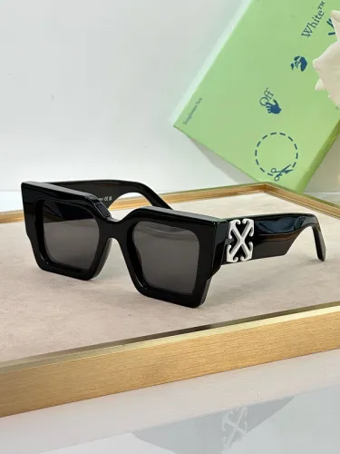 Off white Sunglasses AAAA-770