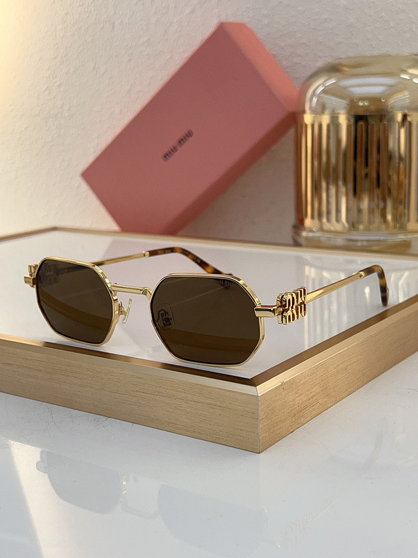 Miu Miu Sunglasses AAAA-1096