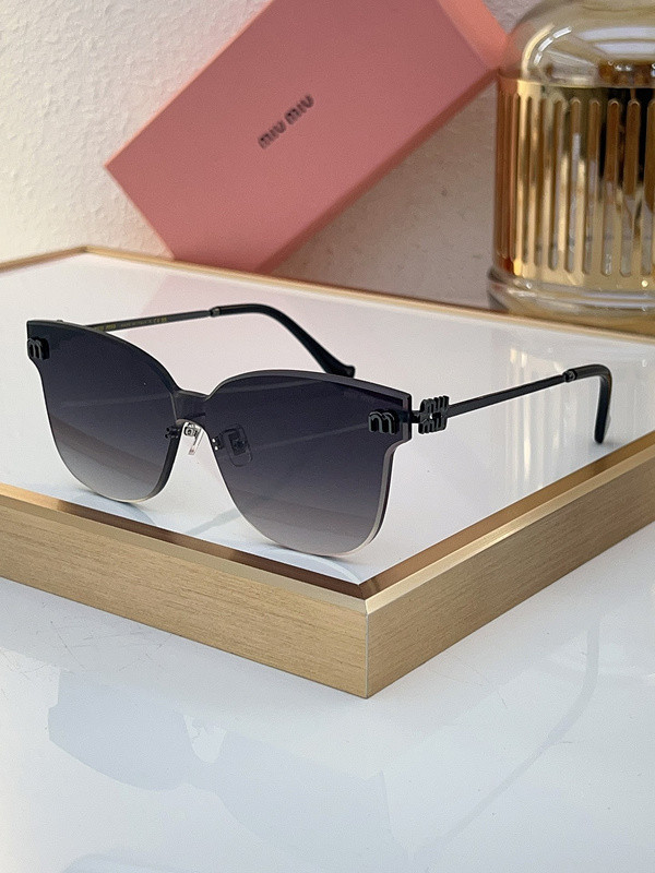 Miu Miu Sunglasses AAAA-1140