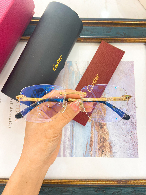 Cartier Sunglasses AAAA-7326