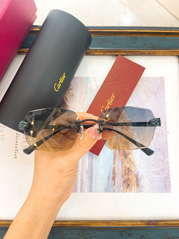 Cartier Sunglasses AAAA-7420