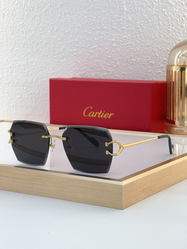 Cartier Sunglasses AAAA-7260