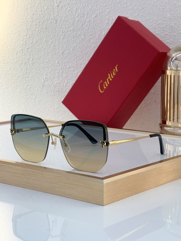 Cartier Sunglasses AAAA-7208