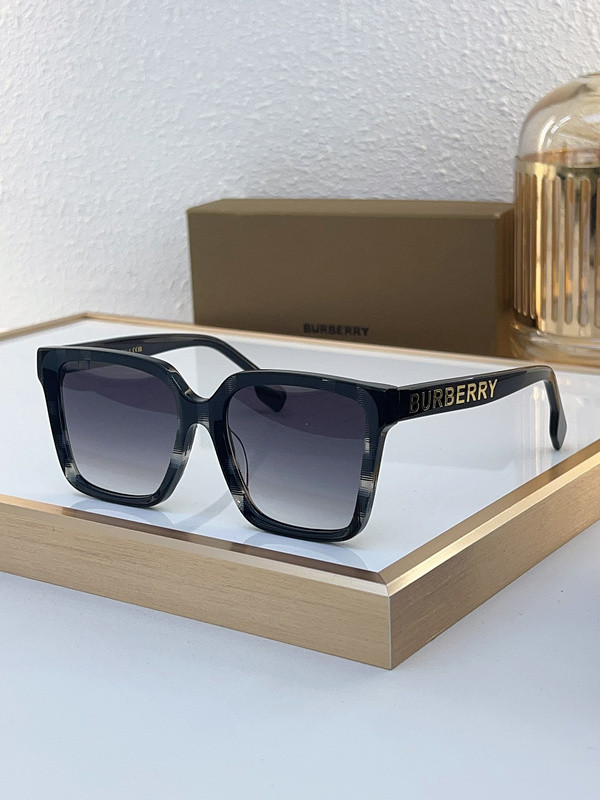 Burberry Sunglasses AAAA-2693