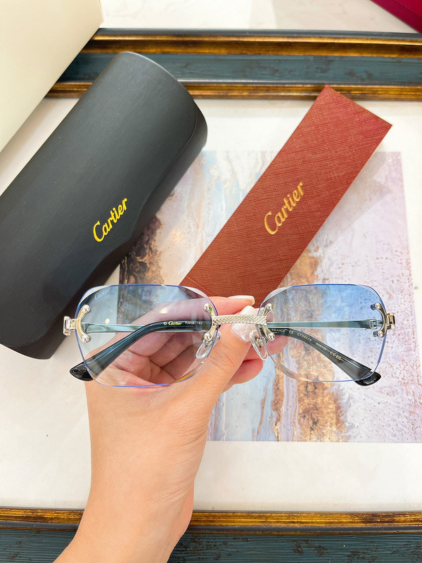 Cartier Sunglasses AAAA-7367