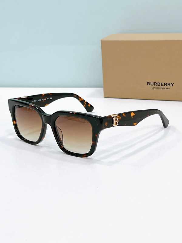 Burberry Sunglasses AAAA-2795
