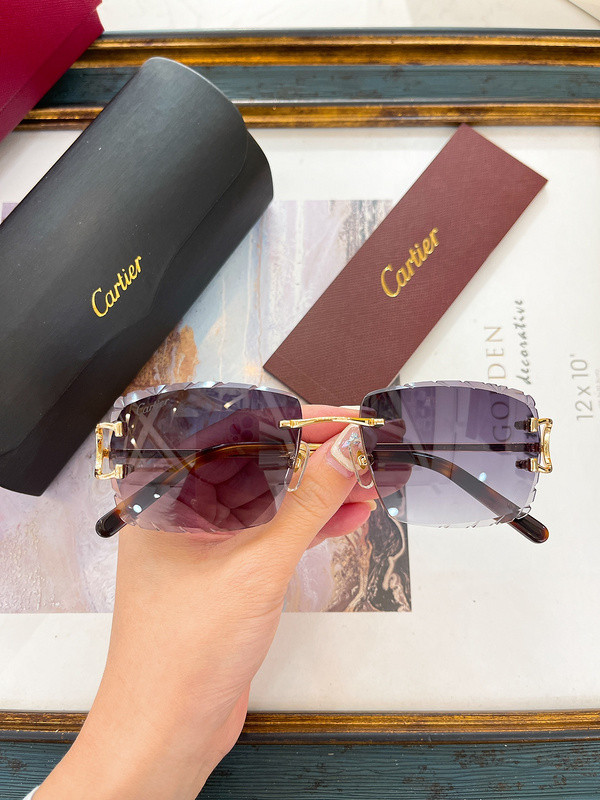 Cartier Sunglasses AAAA-7018