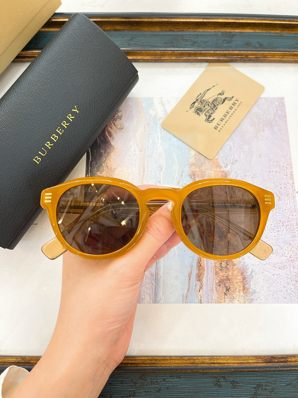 Burberry Sunglasses AAAA-2772