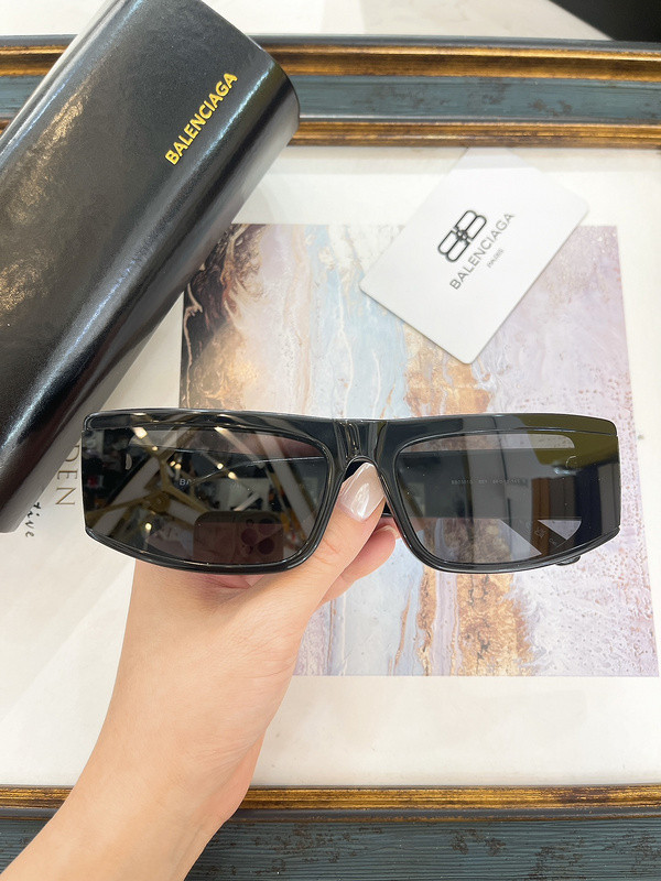 B Sunglasses AAAA-977