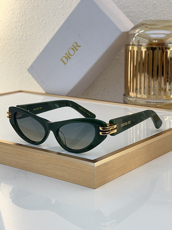 Dior Sunglasses AAAA-2906