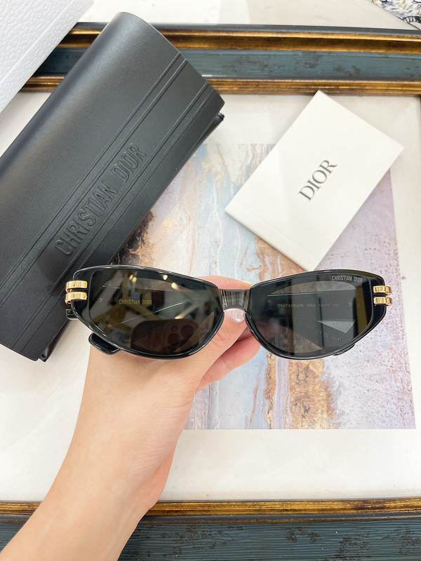 Dior Sunglasses AAAA-2944