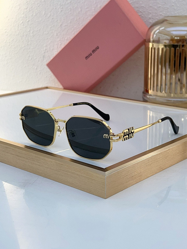 Miu Miu Sunglasses AAAA-1499