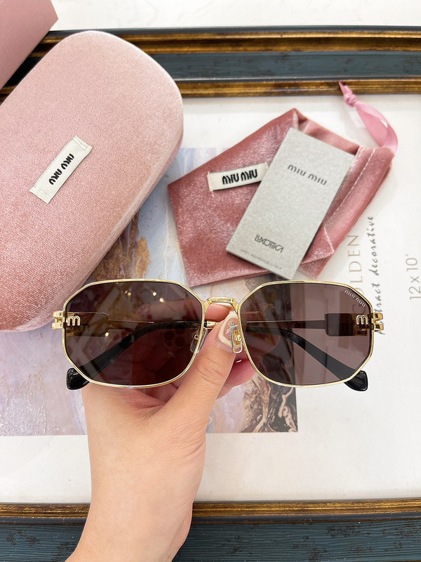Miu Miu Sunglasses AAAA-1474