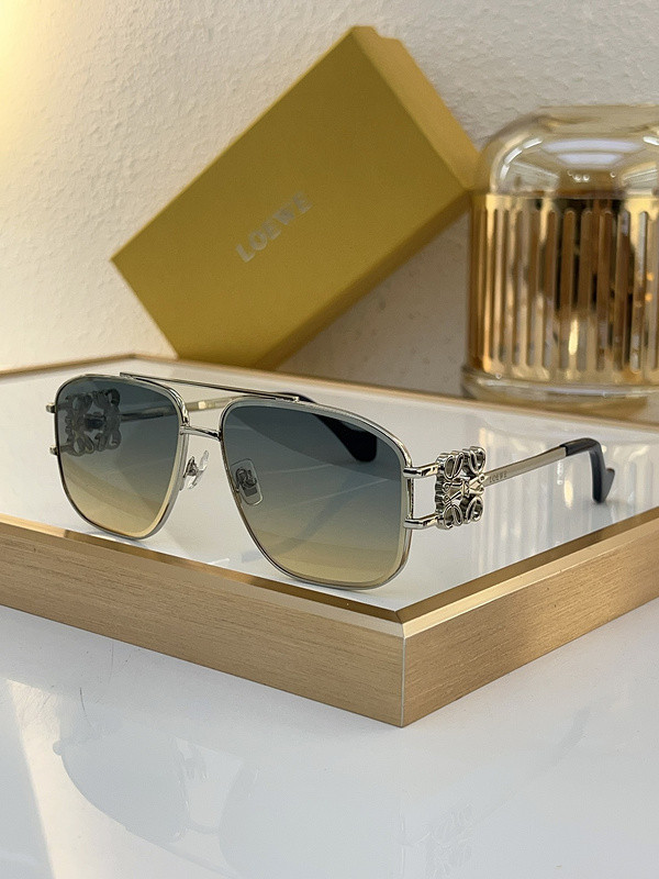 Loewe Sunglasses AAAA-458