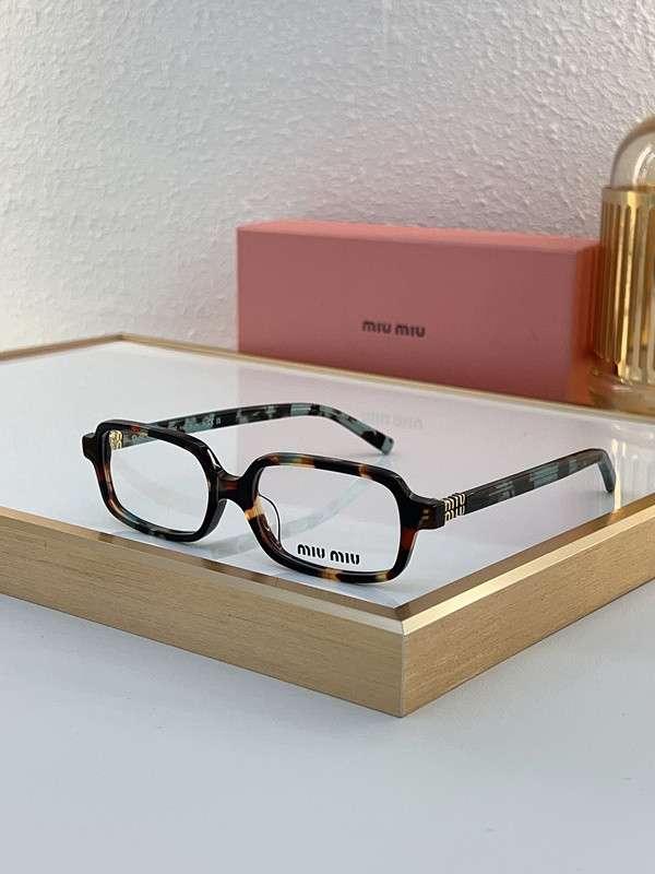 Miu Miu Sunglasses AAAA-1374
