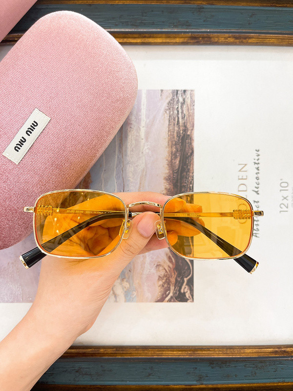 Miu Miu Sunglasses AAAA-1261