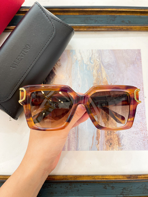 V Sunglasses AAAA-572