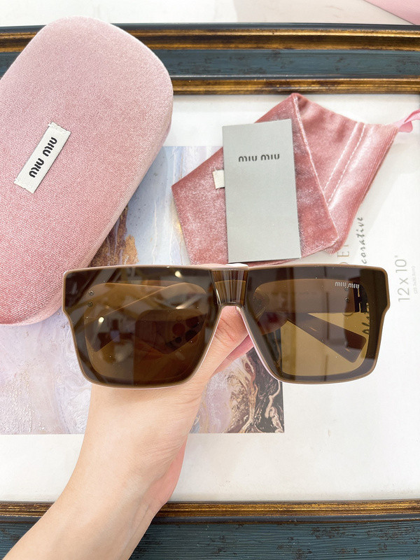 Miu Miu Sunglasses AAAA-1269