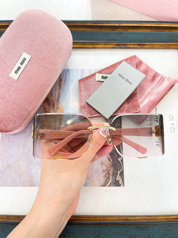 Miu Miu Sunglasses AAAA-1283