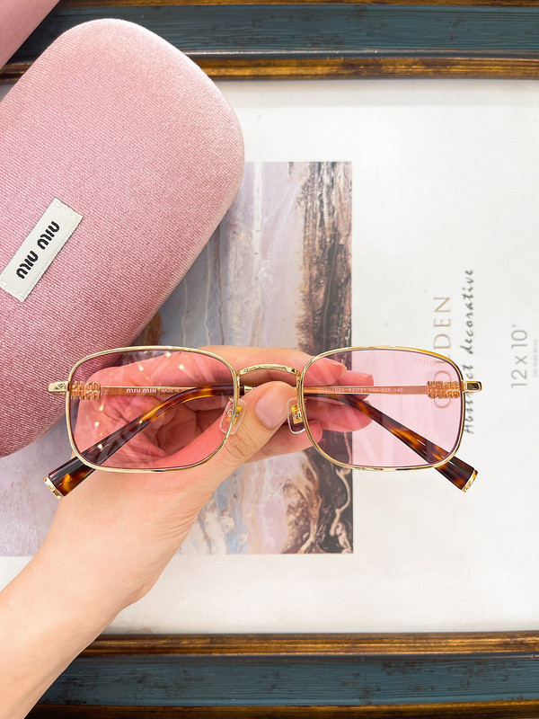 Miu Miu Sunglasses AAAA-1259