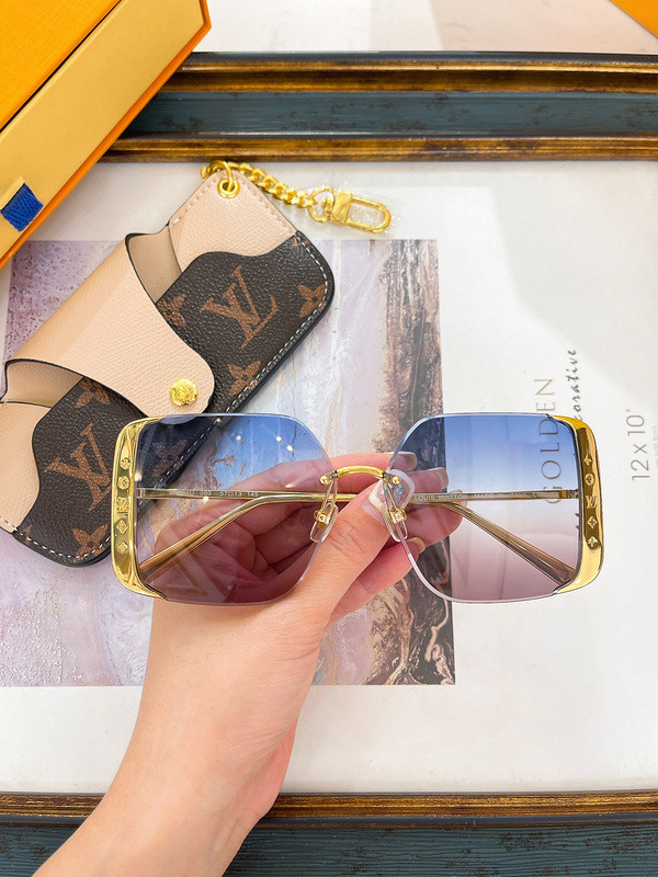 LV Sunglasses AAAA-4973