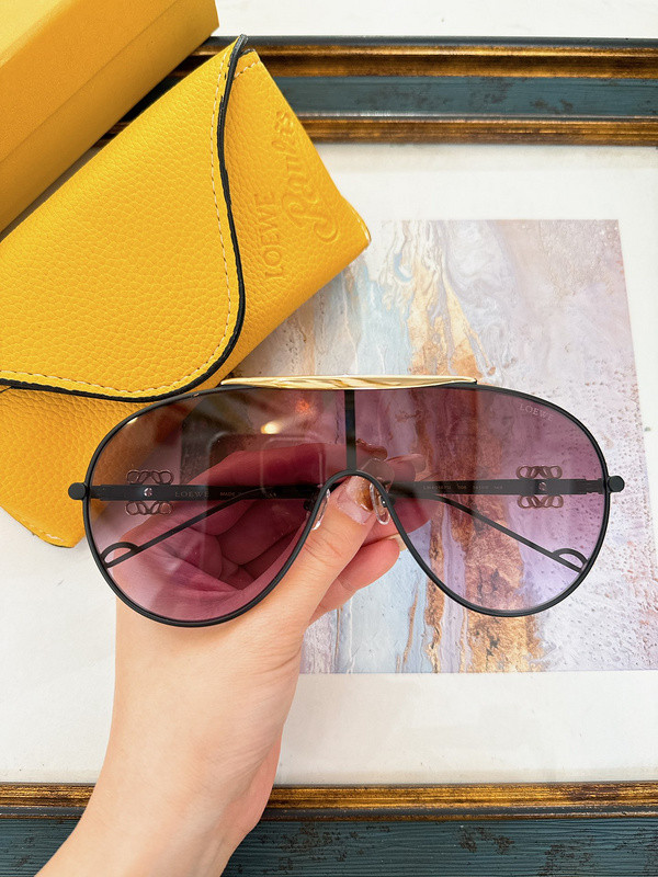Loewe Sunglasses AAAA-503