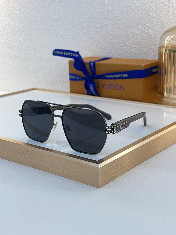 LV Sunglasses AAAA-5002