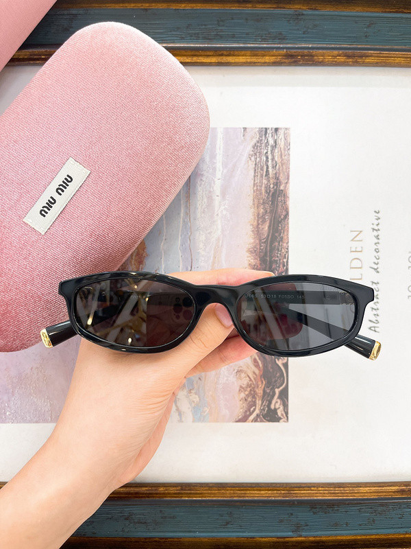 Miu Miu Sunglasses AAAA-1215