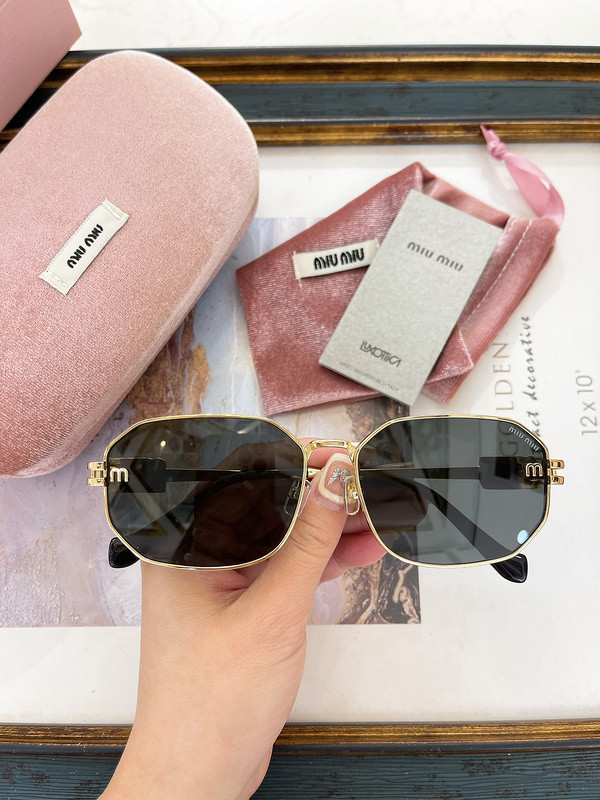 Miu Miu Sunglasses AAAA-1481