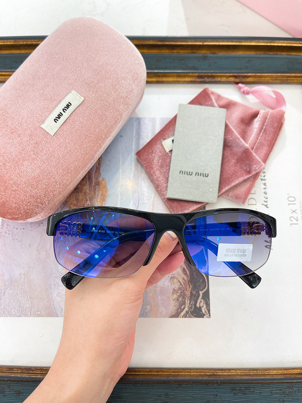Miu Miu Sunglasses AAAA-1402