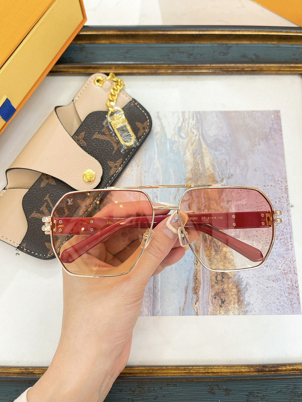 LV Sunglasses AAAA-5006