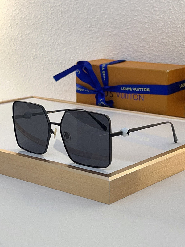 LV Sunglasses AAAA-4994