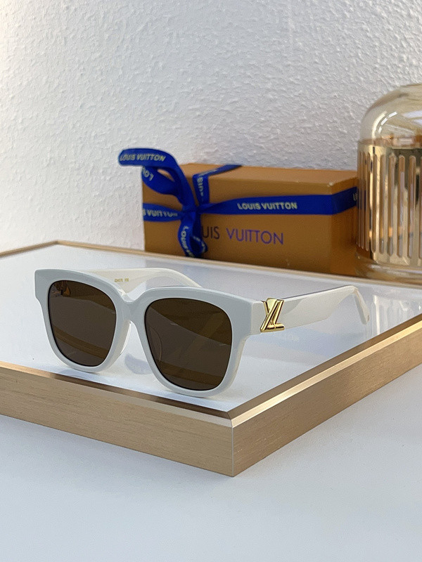 LV Sunglasses AAAA-5078
